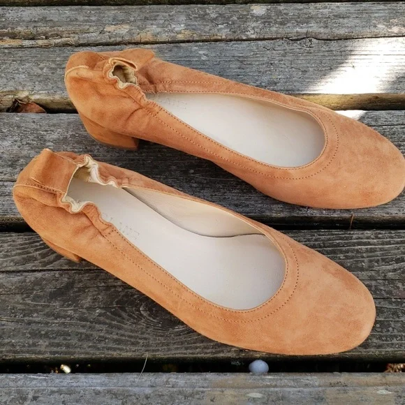 Everlane Tan Suede Heels - Picture 2 of 8